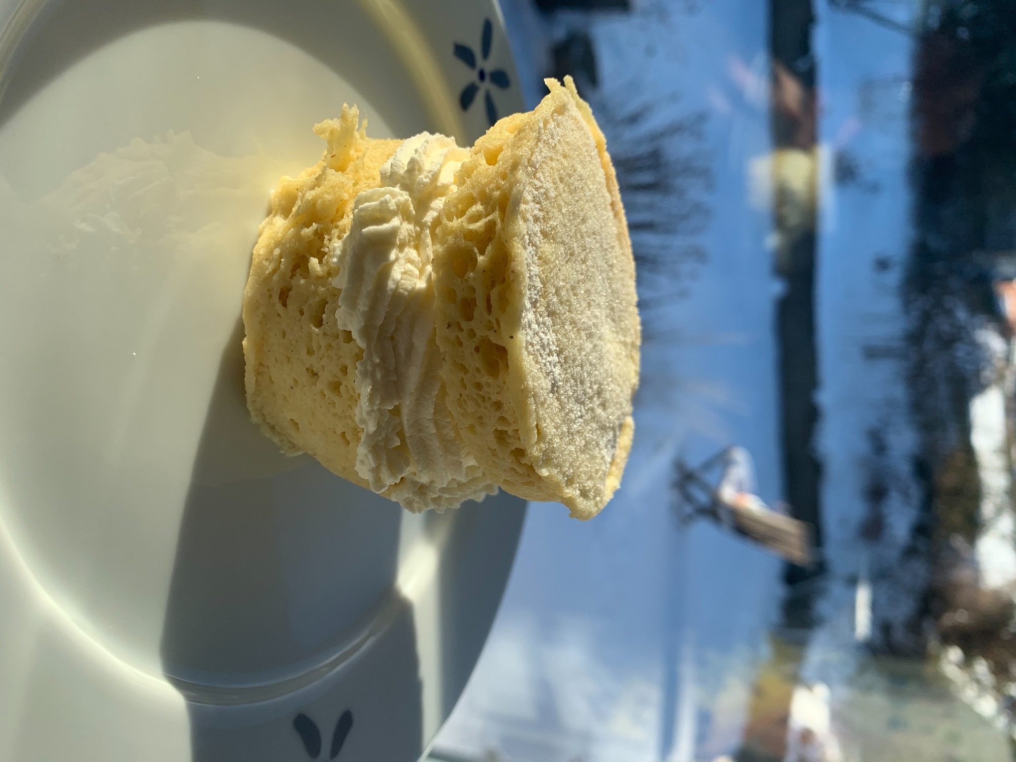 Semla på muggbröd Semla på muggbröd