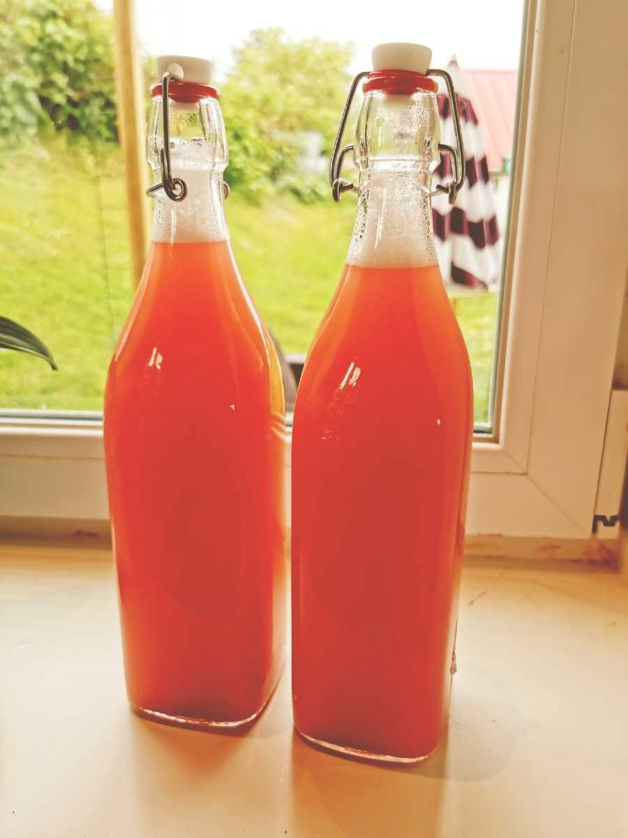 Rabarbersaft Rabarbersaft